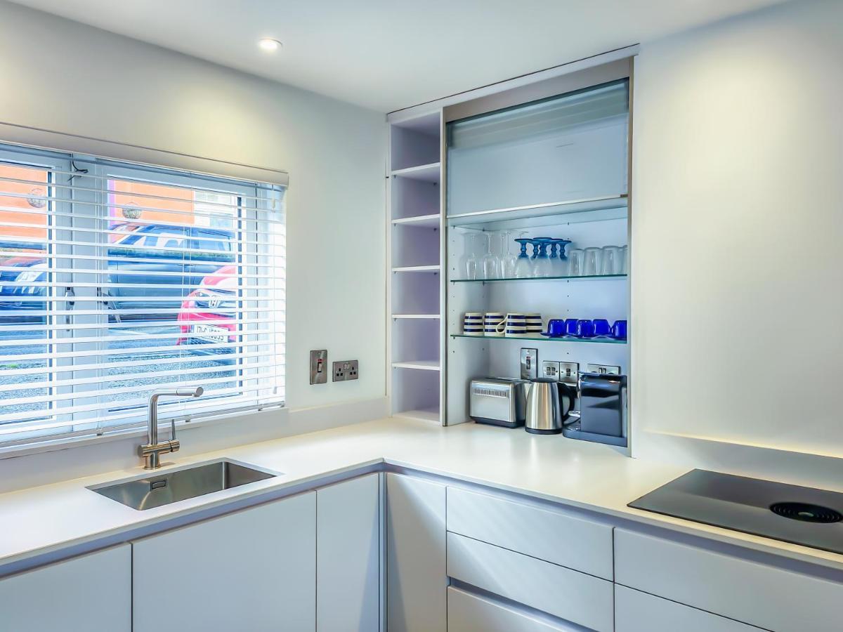 The Kinsale 4 Center Villa Bagian luar foto
